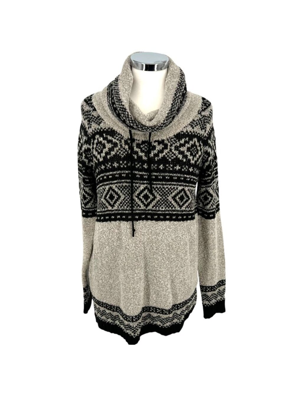 Maurices Nordic Pattern Cowl Neck Sweater Metallic Gray Black Size Medium NWT